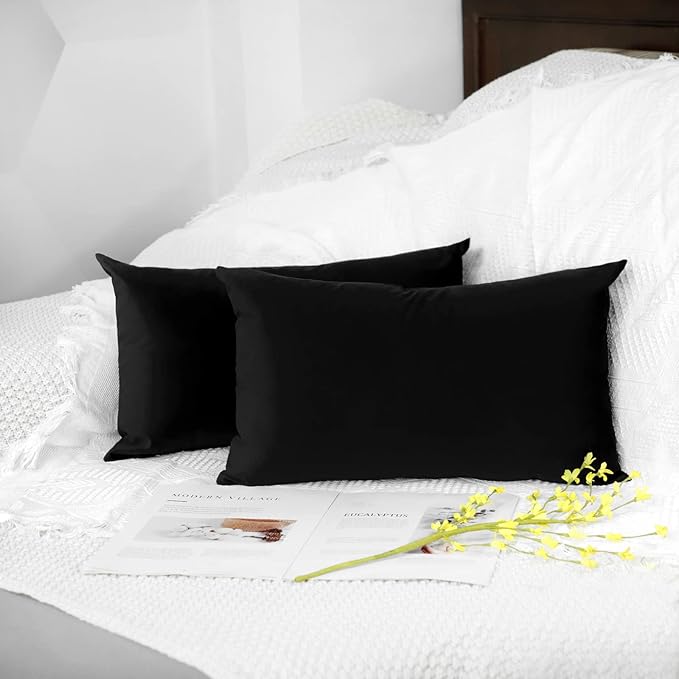 DEWEL ブラックベルベット枕カバー 2枚組 12x20インチ 装飾クッションケース